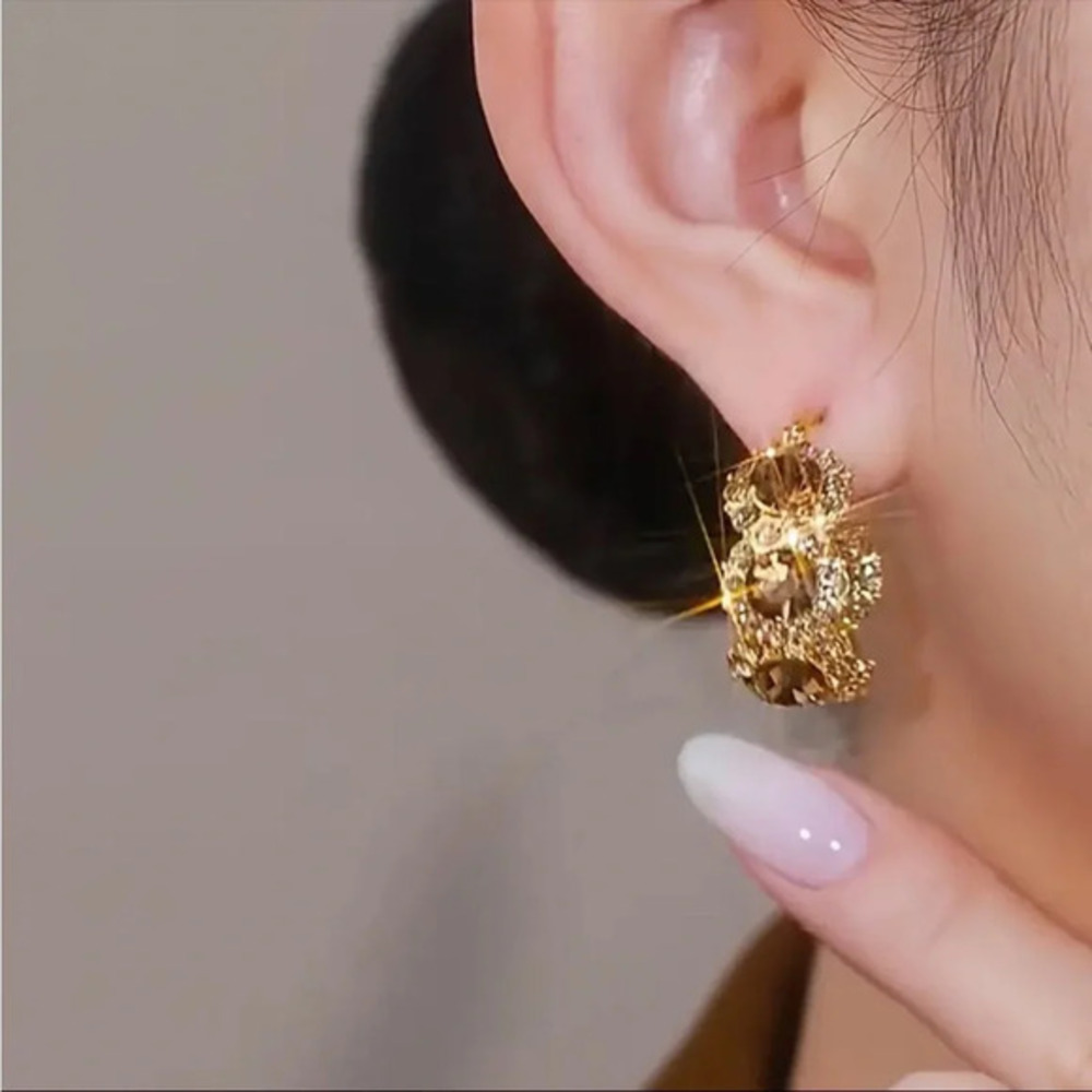 Gold Lion Head Stud Earrings Statement Animal Jewelry NWT